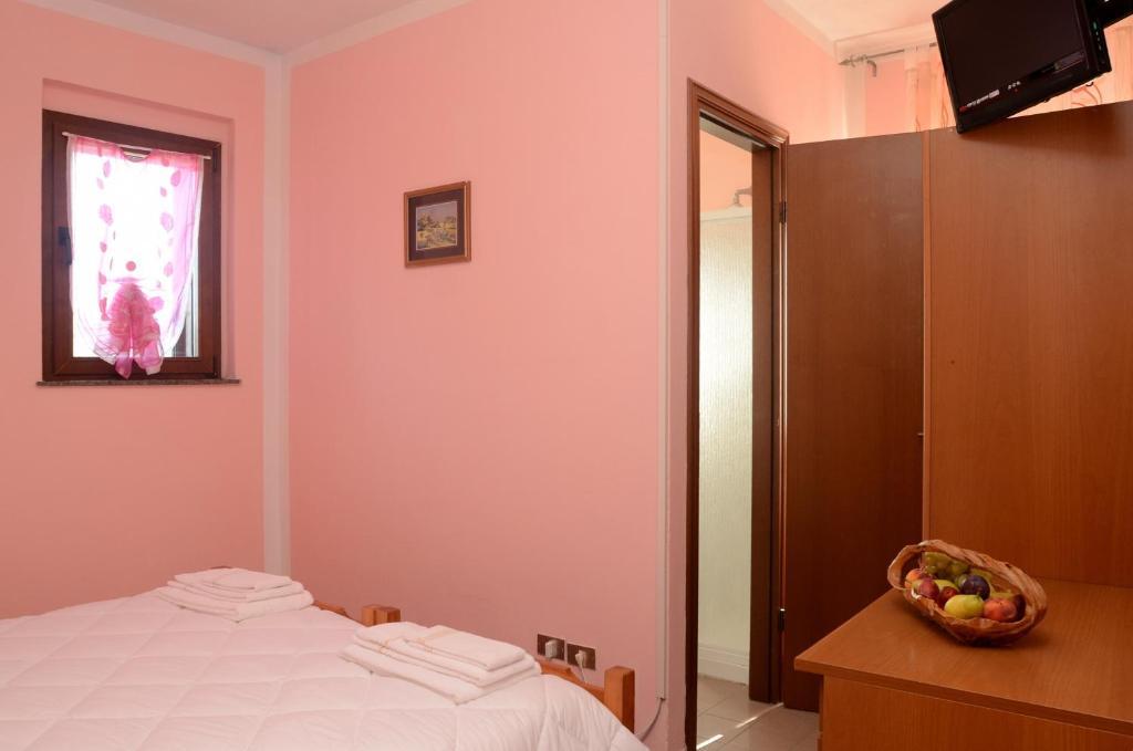 Albergo Ristorante Da Piercarlo Brallo Di Pregola Chambre photo